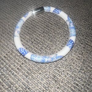 Brighton Woodstock White Leather Shell Print Bangle Bracelet with Silver Clasp